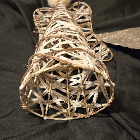 Collection of Angels for Holidays or Anytime!  SET OF THREE (Metal/Wicker/Wire) - Picture 7 of 15